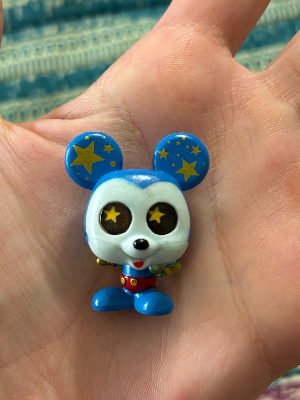 Disney Doorables Mini Figure Mickey Mouse Ears of Years Blue Stars